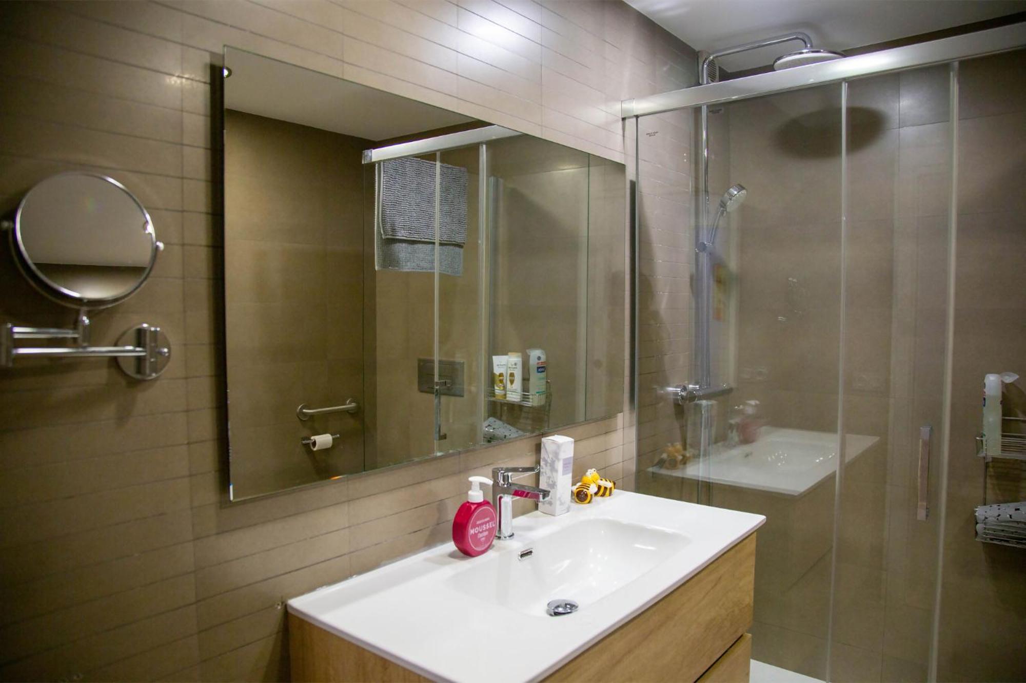 Sunflower Apartment Centrico Tarragona Exterior photo